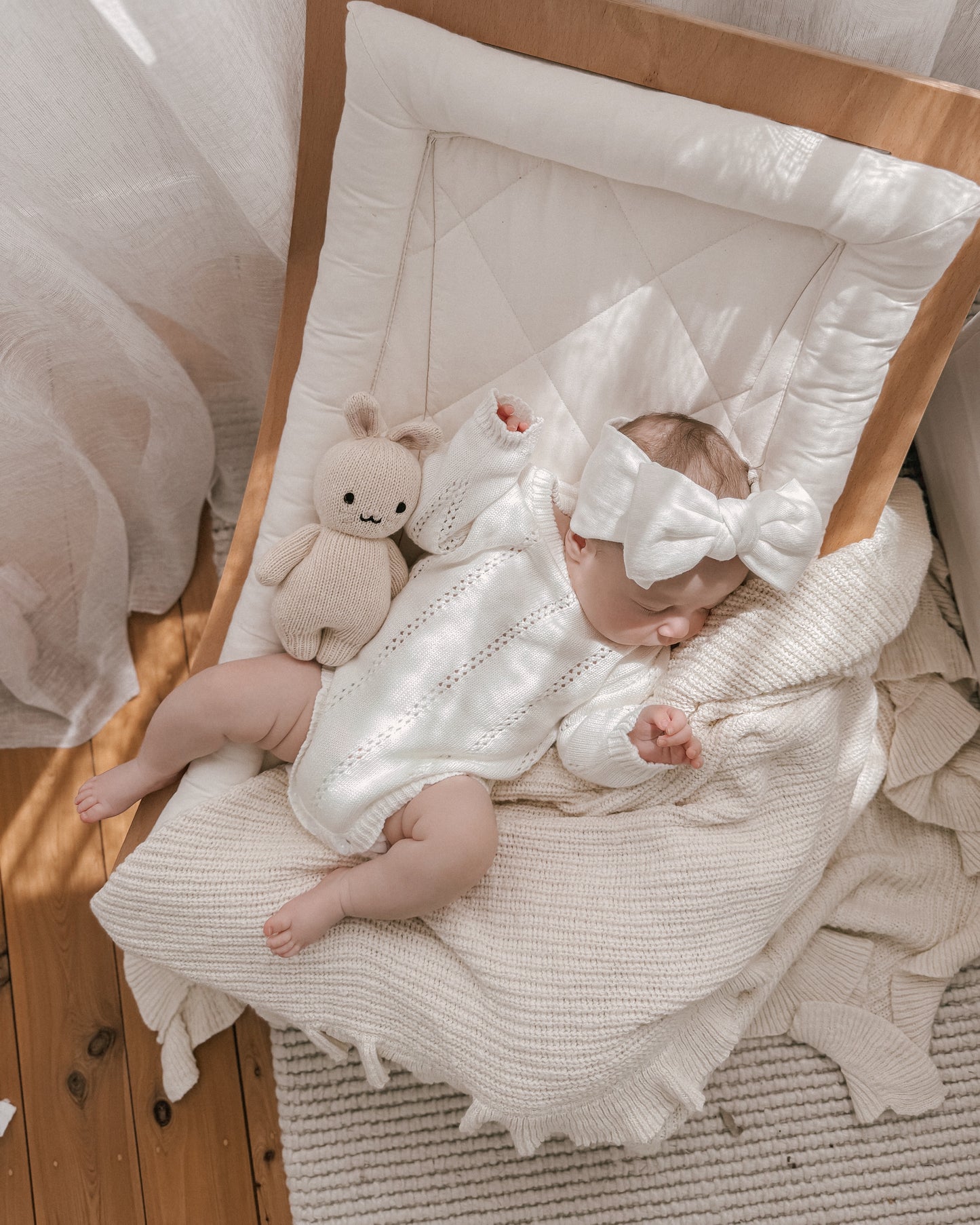 Levo Baby Rocker | Beech | Organic Milk | Charlie Crane